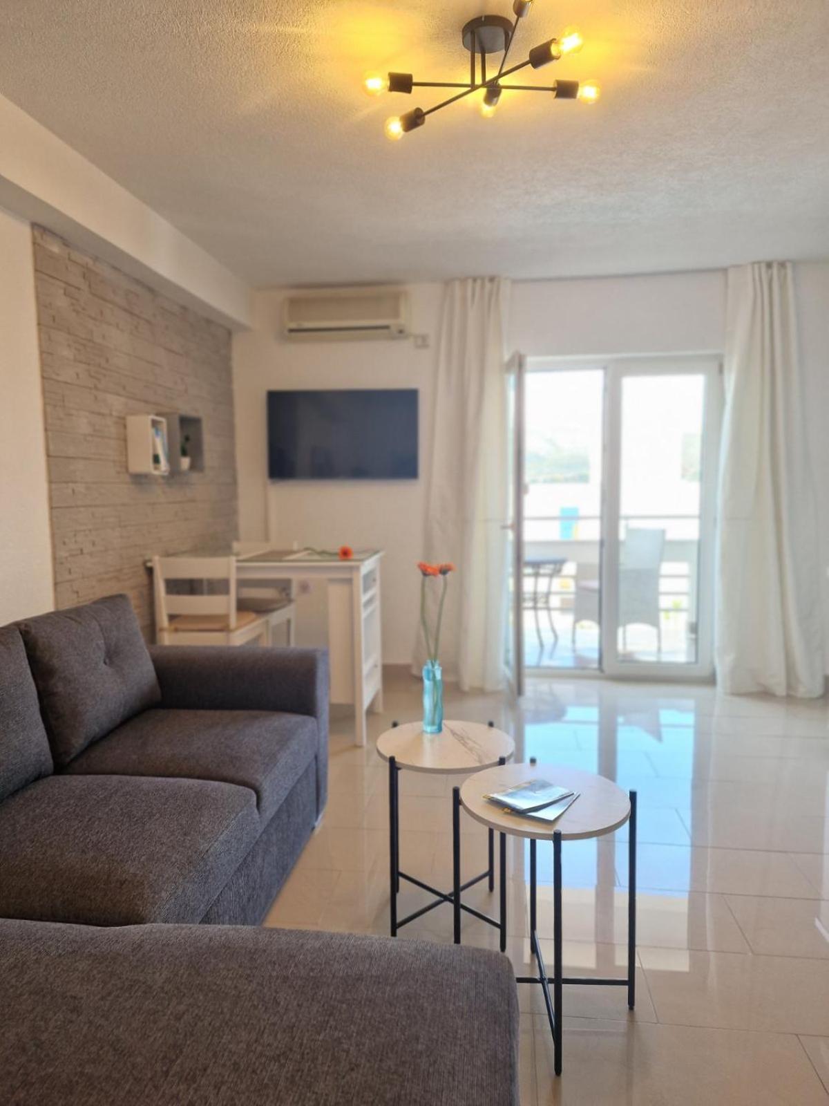 Apartments Silva With A View Of Sea Трогир Экстерьер фото