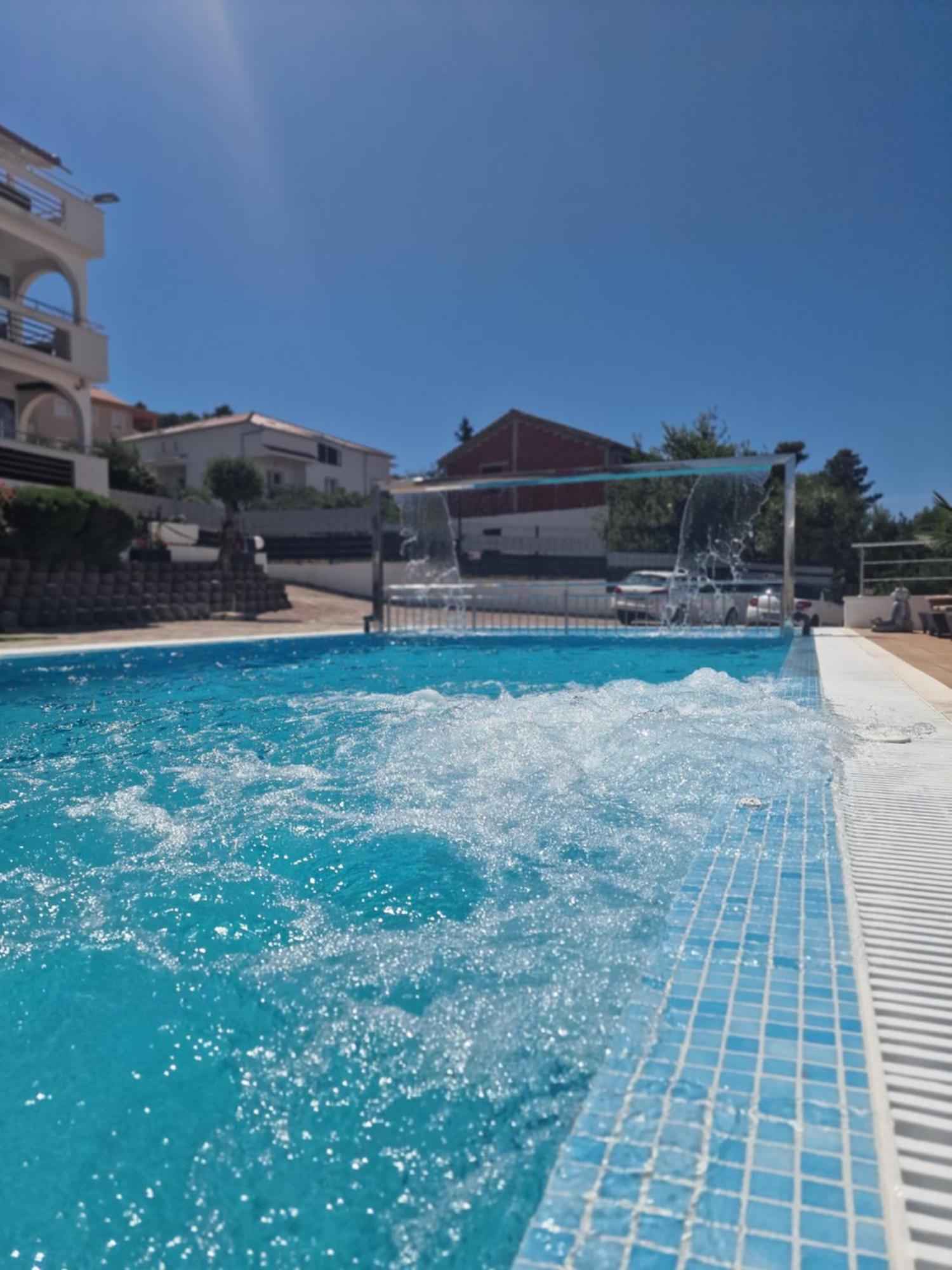Apartments Silva With A View Of Sea Трогир Экстерьер фото